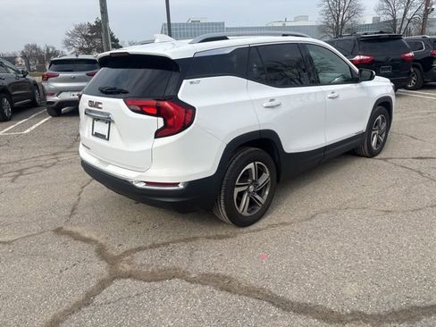 Used 2019 GMC Terrain SLT image 3