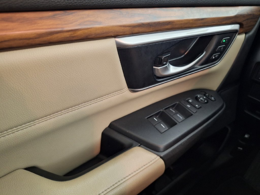 Used 2021 Honda CR-V EX-L image 18