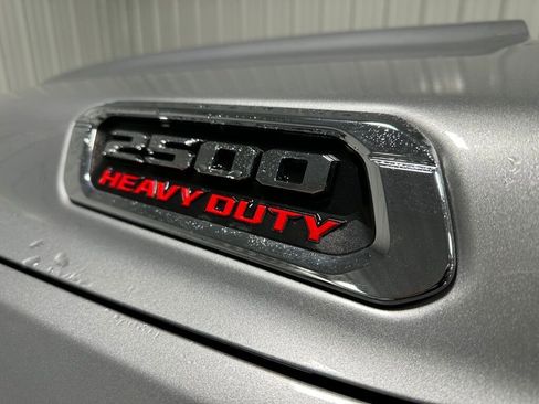 Used 2022 RAM 2500 Tradesman w/ Chrome Appearance Group image 6