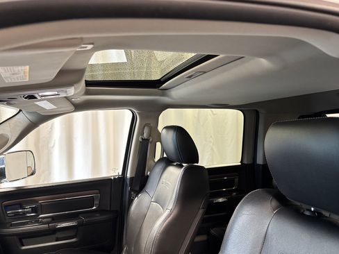 Used 2017 RAM 2500 Laramie w/ Convenience Group image 26