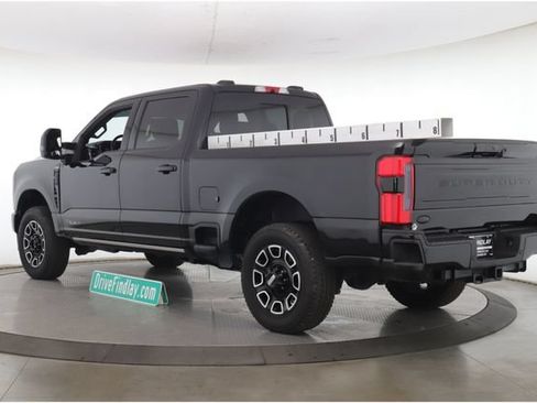 Used 2025 Ford F250 Platinum AWD/4WD image 8