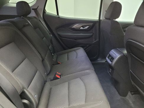 Used 2024 GMC Terrain SLE w/ Driver Convenience Package FWD image 19