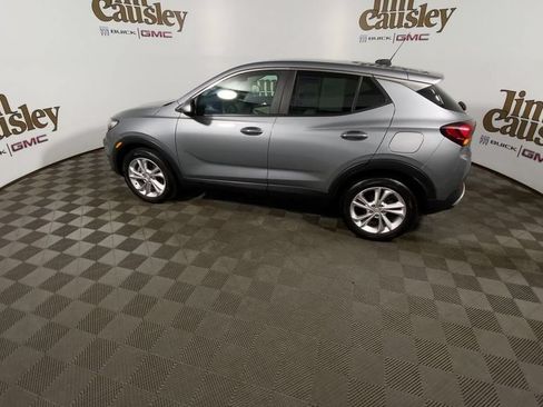 Used 2023 Buick Encore GX Preferred w/ Cold Weather Comfort Package FWD image 5