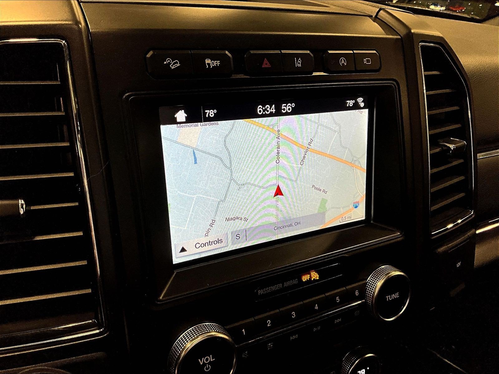 Used 2019 Ford Expedition Limited w/ Equipment Group 302A AWD/4WD image 14