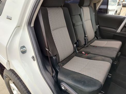 Used 2020 Toyota 4Runner SR5 image 28