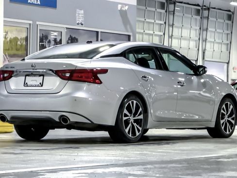 Used 2018 Nissan Maxima 3.5 SL image 8