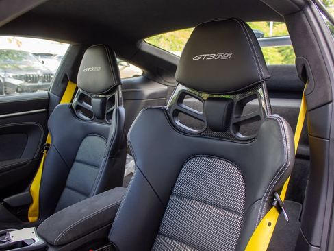 Used 2025 Porsche 911 GT3 RS RWD image 12