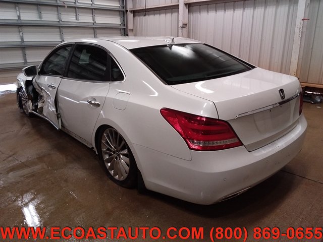 Used 2014 Hyundai Equus Signature RWD image 3