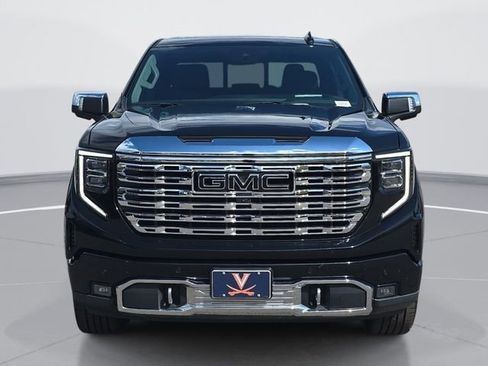 Used 2022 GMC Sierra 1500 Denali w/ Denali Reserve Package AWD/4WD image 8