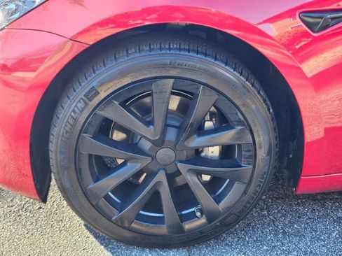 Used 2023 Tesla Model 3 Standard Range image 17