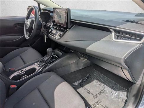 Used 2024 Toyota Corolla LE FWD image 27