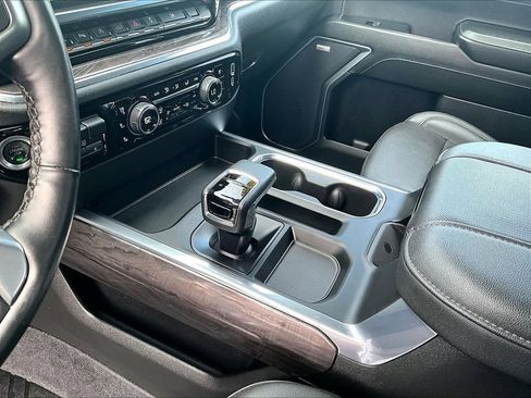 Used 2024 Chevrolet Silverado 1500 LTZ w/ LTZ Convenience Package II AWD/4WD image 19