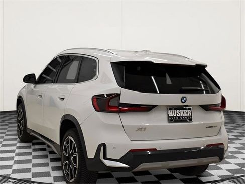 Used 2023 BMW X1 xDrive28i w/ Premium Package image 10
