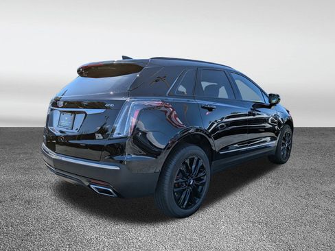 New 2025 Cadillac XT5 Sportv w/ LPO, Blue Accent Package image 22