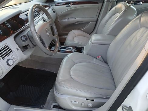 Used 2010 Buick Lucerne CXL image 8