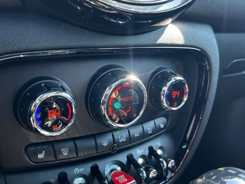 Used 2017 MINI Cooper Clubman S AWD/4WD image 24