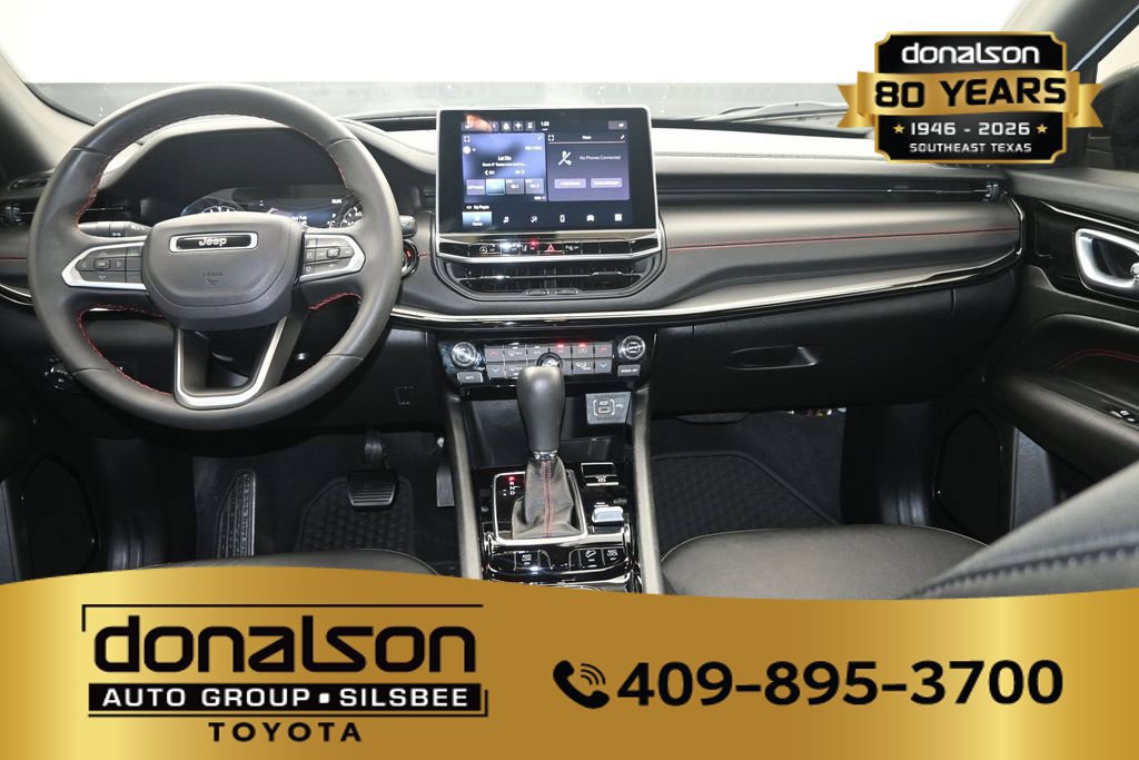 Used 2024 Jeep Compass Trailhawk AWD/4WD image 16