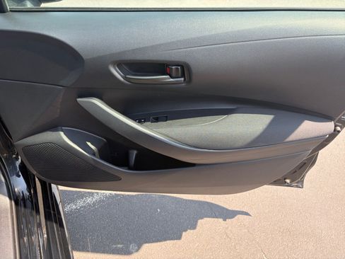 Used 2024 Toyota Corolla LE FWD image 27