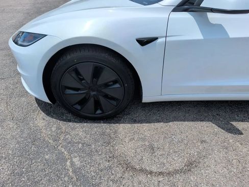 Used 2025 Tesla Model 3 RWD image 11