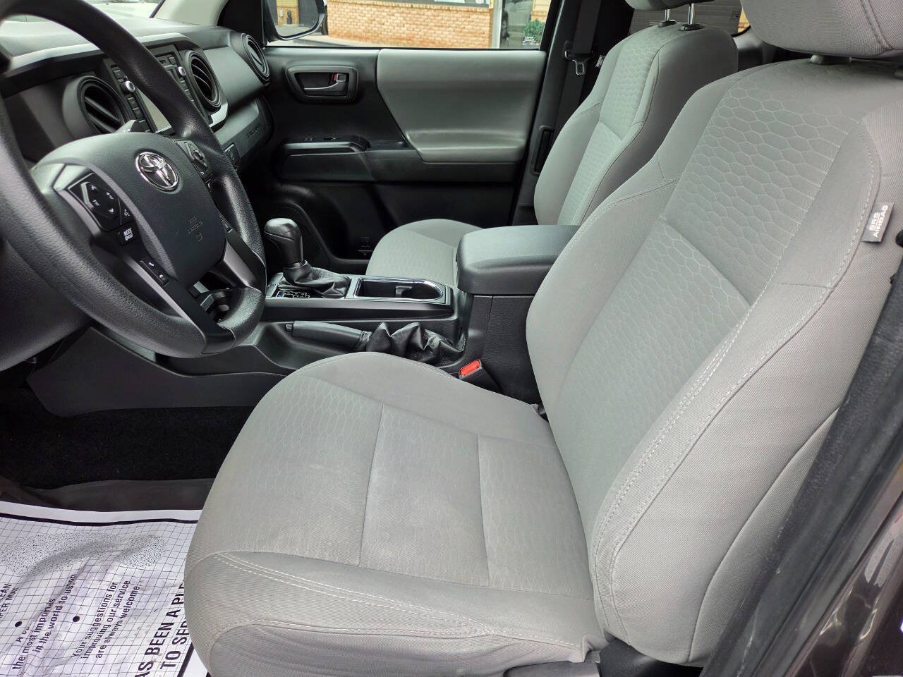 Used 2019 Toyota Tacoma SR AWD/4WD image 20