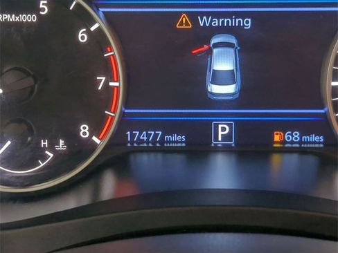 Used 2025 Nissan Altima 2.5 SV image 12