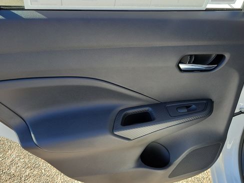 New 2025 Nissan Versa SV w/ Trunk Package image 8