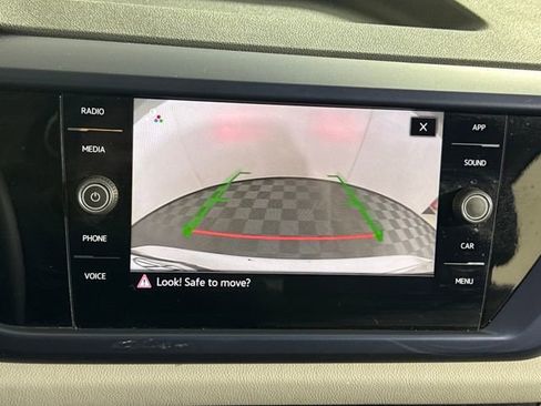 Used 2022 Volkswagen Taos SE w/ IQ.Drive SE Package image 25