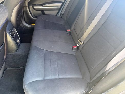 Used 2012 Dodge Charger SE RWD image 10