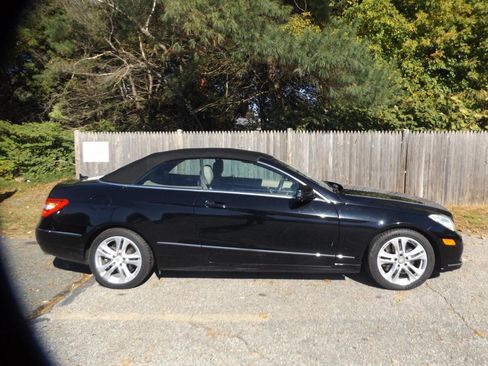 Used 2011 Mercedes-Benz E 350 Cabriolet image 8