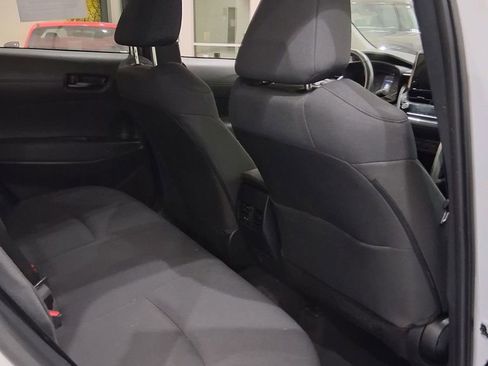 Used 2023 Toyota Corolla Cross LE image 8