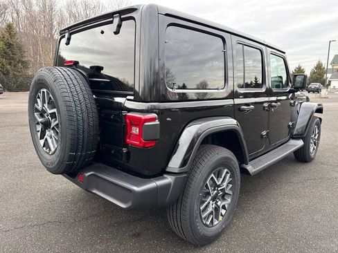 New 2026 Jeep Wrangler Sahara image 9
