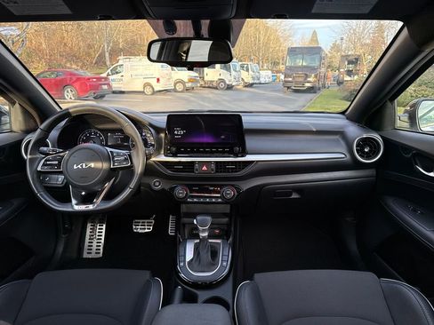 Certified 2023 Kia Forte GT-Line image 12