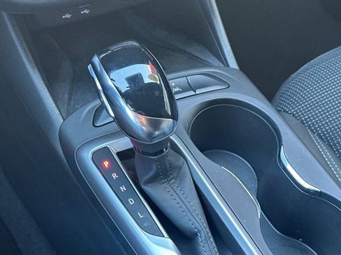 Used 2025 Buick Envista Preferred w/ Convenience I Package image 28