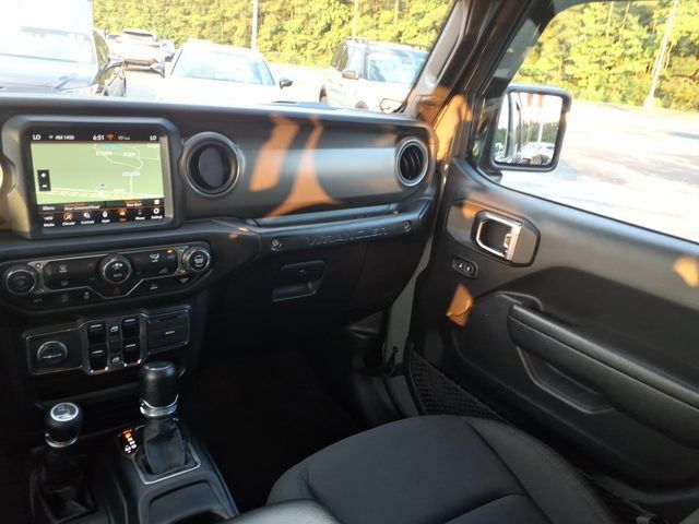 Used 2023 Jeep Wrangler Unlimited Sport w/ Sun And Sound Package AWD/4WD image 10