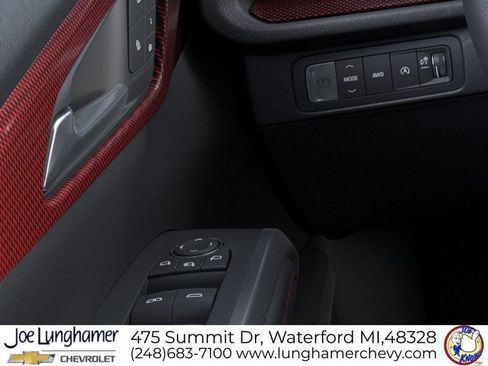 New 2026 Chevrolet Traverse RS w/ LPO, Floor Liner Package AWD/4WD image 34