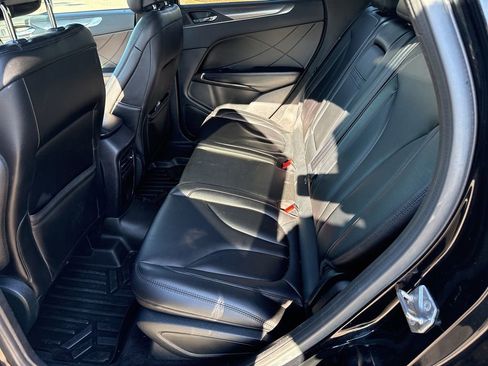 Used 2017 Lincoln MKC Premiere image 12