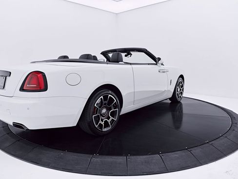 Used 2020 Rolls-Royce Dawn RWD image 24