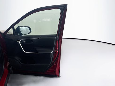 Used 2024 Toyota RAV4 LE image 32