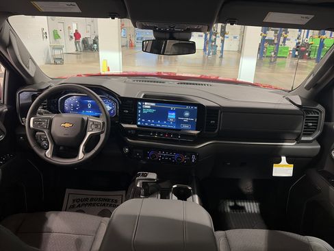 New 2026 Chevrolet Silverado 1500 LT image 13