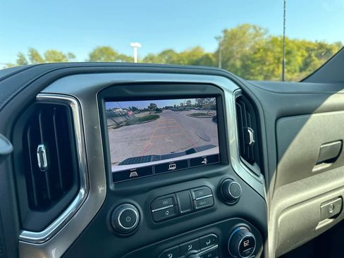 Used 2022 Chevrolet Silverado 3500 LTZ w/ Snow Plow Prep/Camper Package image 31