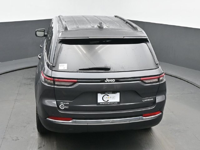 Used 2024 Jeep Grand Cherokee Laredo AWD/4WD image 42