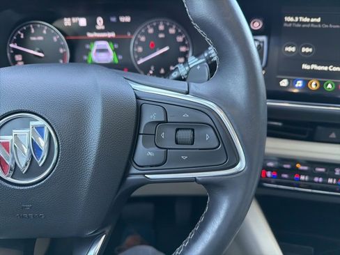 Used 2022 Buick Envision Avenir w/ Technology Package II image 16