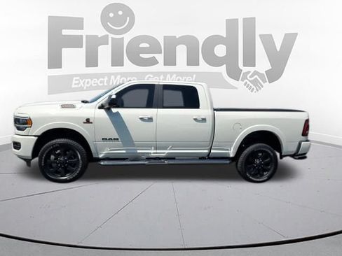 Used 2022 RAM 2500 Laramie AWD/4WD image 2