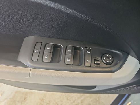 New 2026 Hyundai Venue SEL image 29