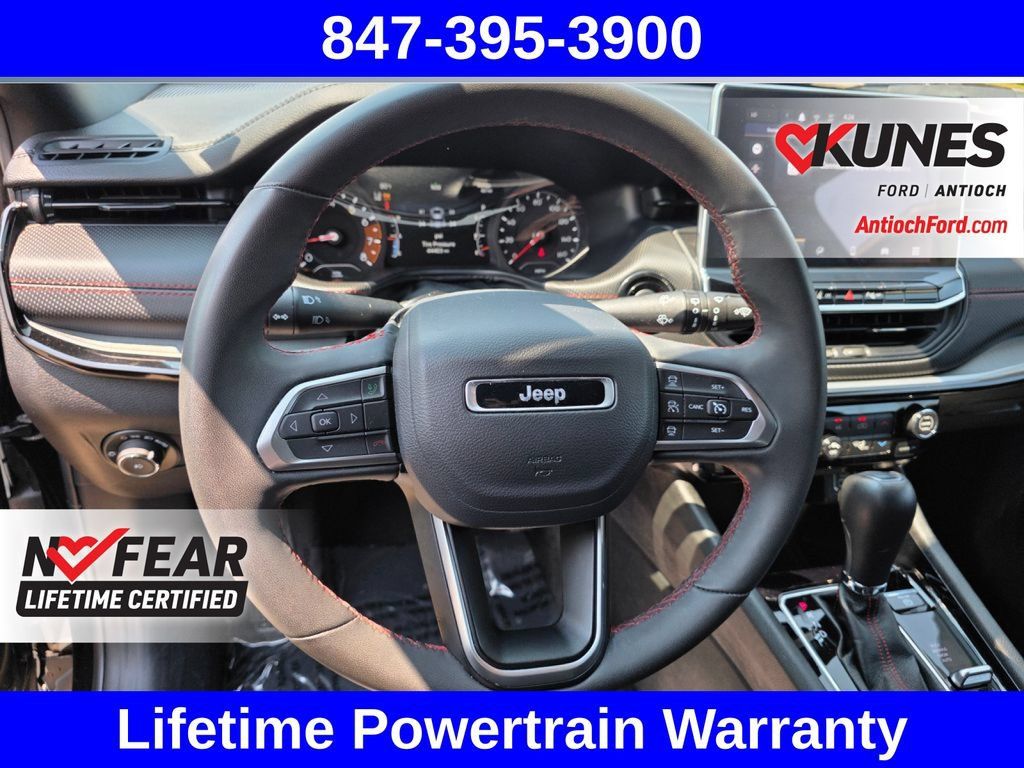 Used 2024 Jeep Compass Trailhawk AWD/4WD image 30