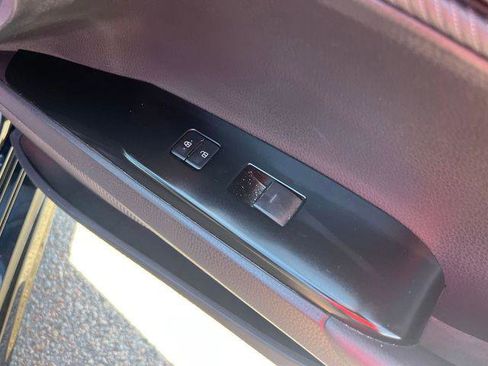 Certified 2025 Toyota Camry SE FWD image 30