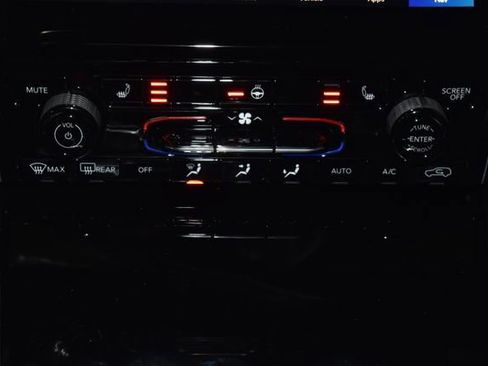 New 2025 Jeep Grand Cherokee Limited w/ Trailer Tow Package image 17