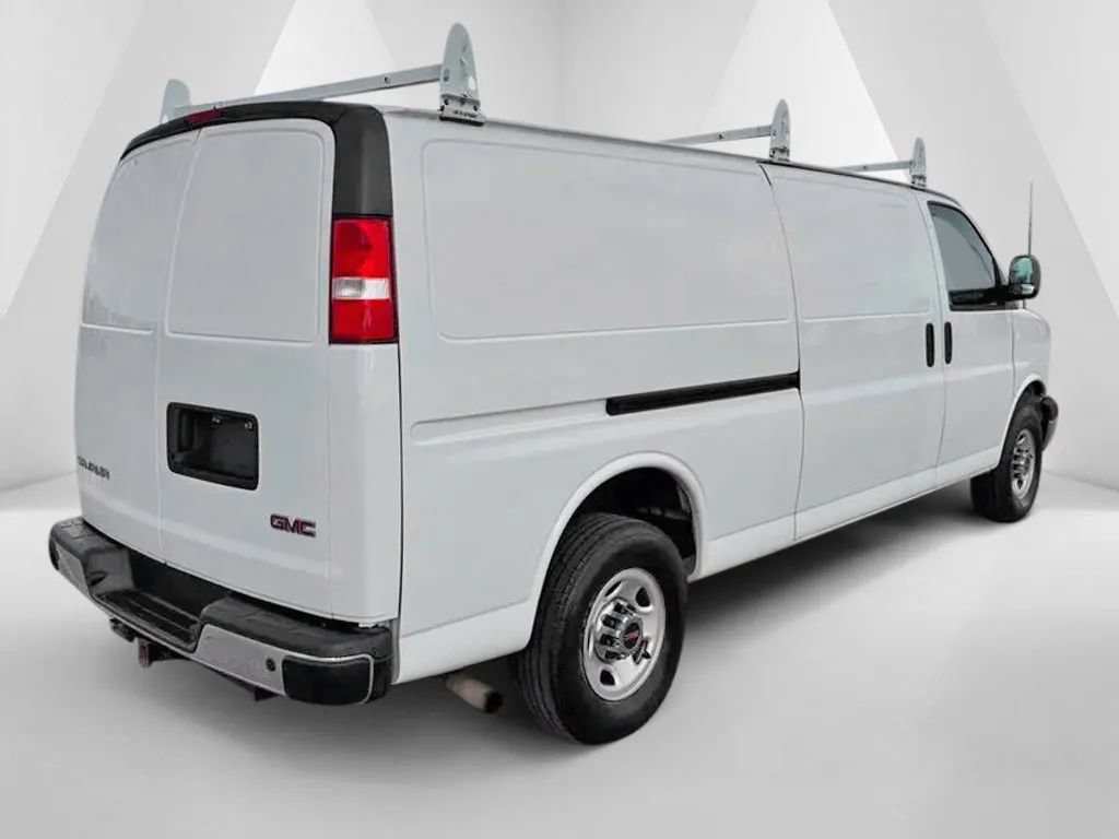 Used 2020 GMC Savana 3500 Extended w/ Driver Convenience Package RWD image 7