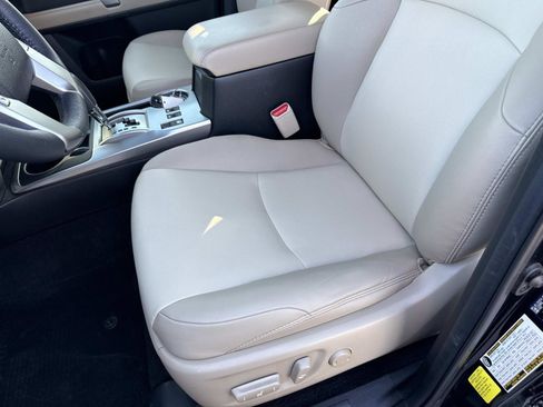 Used 2022 Toyota 4Runner SR5 Premium w/ Moonroof Package image 21