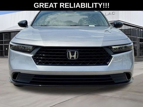 Used 2024 Honda Accord Sport image 4
